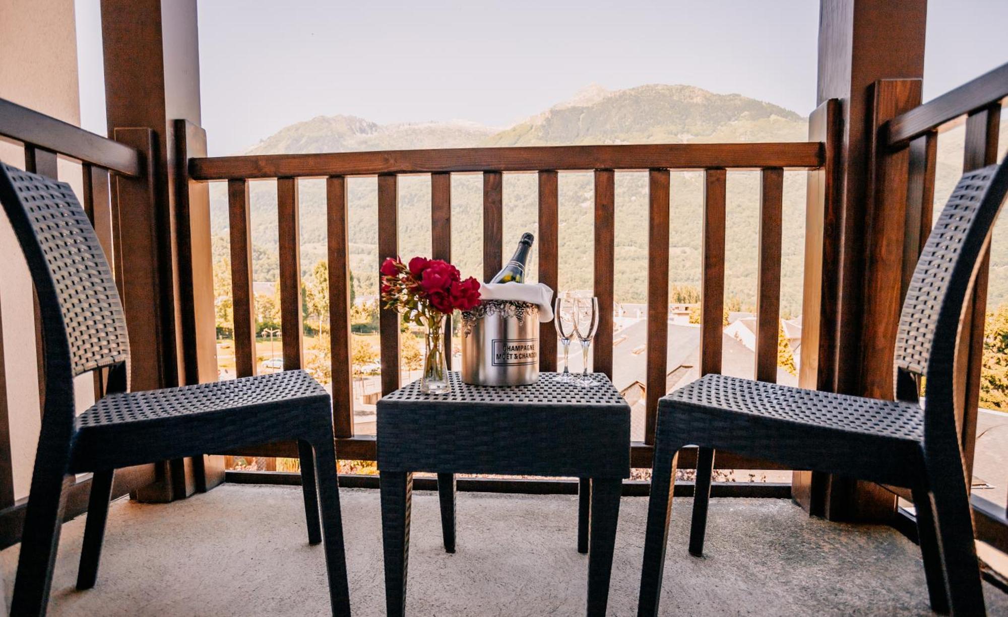 Hotel Le Montaigu Luz-Saint-Sauveur Εξωτερικό φωτογραφία