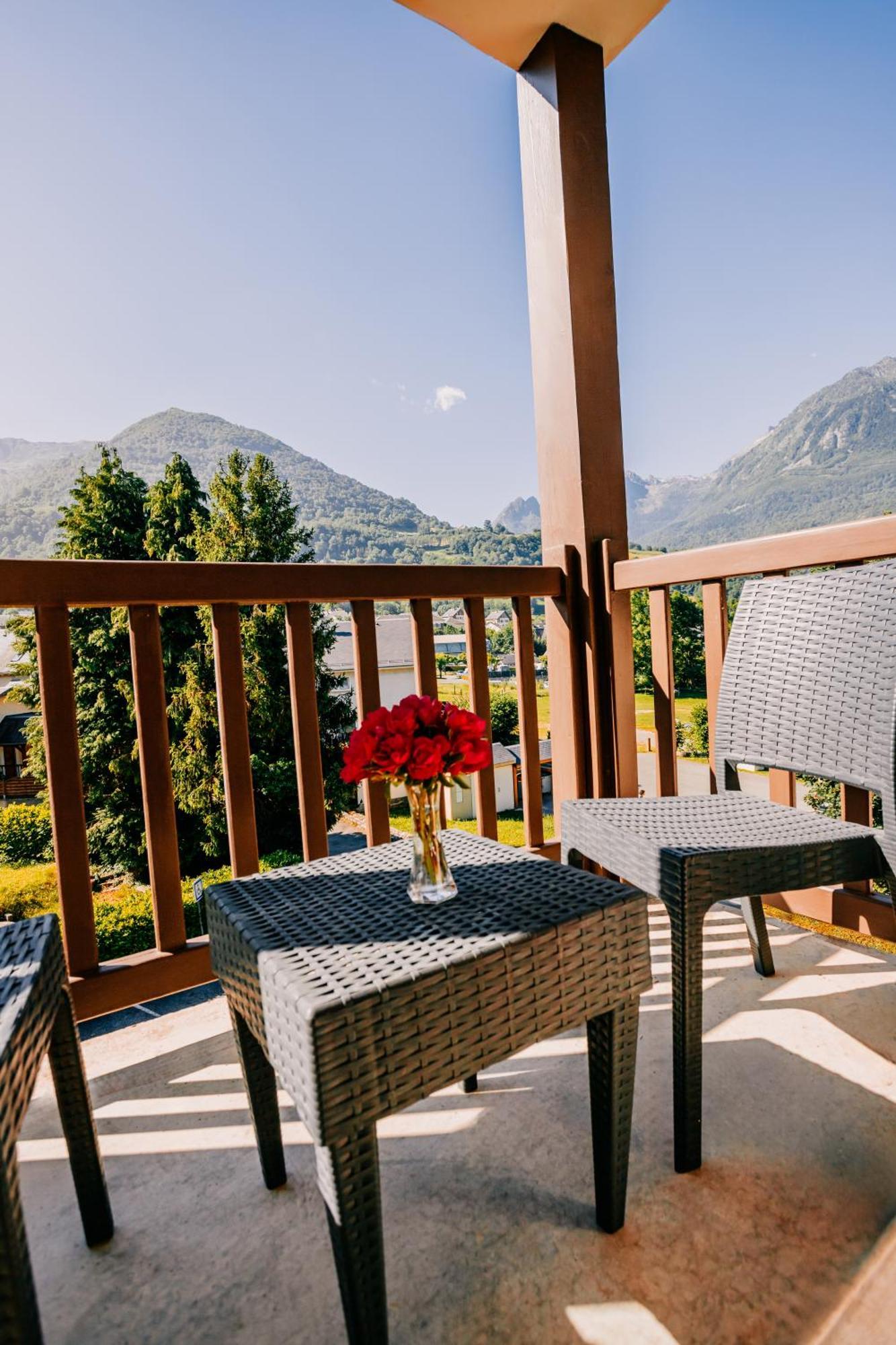Hotel Le Montaigu Luz-Saint-Sauveur Εξωτερικό φωτογραφία